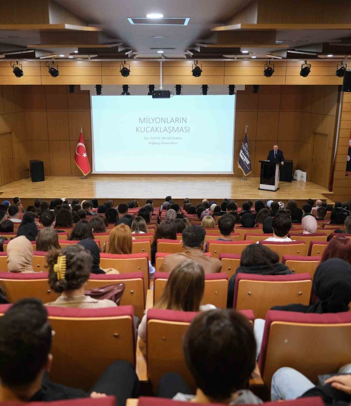 Mudanya Üniversitesi’nde ilk ders zili çaldı
