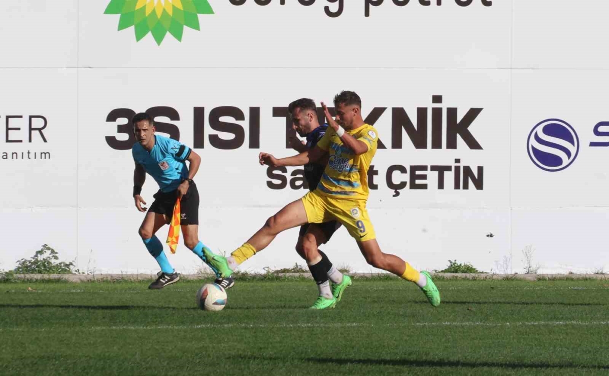 TFF 2. Lig: Belediye Derincespor: 1 - Erbaaspor: 1
